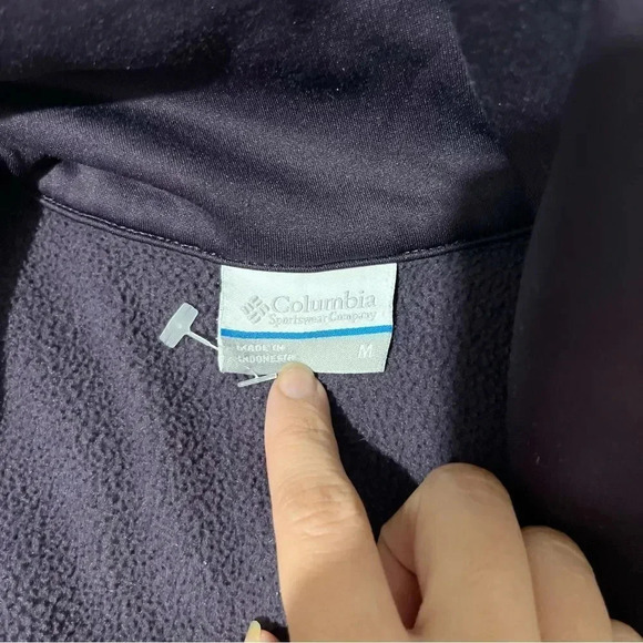 Columbia Benton Springs purple color sleeves vest women’s Size M - Picture 6 of 10